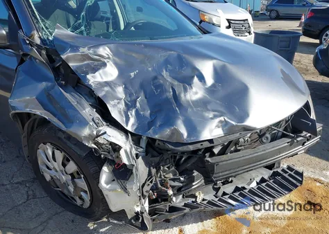 2015 Nissan Sentra S из США, поврежденный, VIN 3N1AB7AP1FY356087